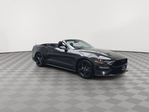 Used 2023 Ford Mustang Convertible image 30