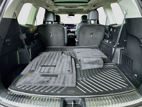 Used 2024 Kia Telluride SX Prestige AWD/4WD image 28