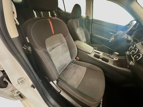 Used 2023 Nissan Sentra SR w/ Electronics Package FWD image 31