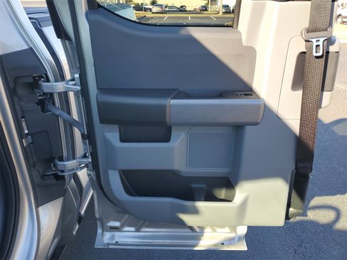 Certified 2022 Ford F150 XLT w/ Trailer Tow Package image 13