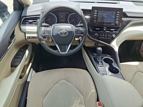 Used 2021 Toyota Camry LE FWD image 11