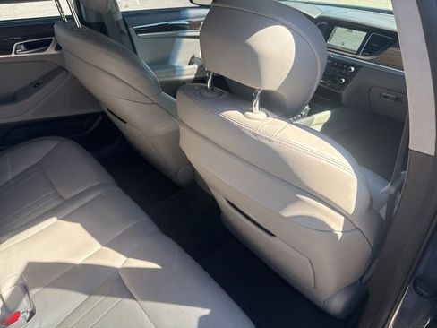 Used 2016 Hyundai Genesis 3.8 w/ Option Group 02 RWD image 17