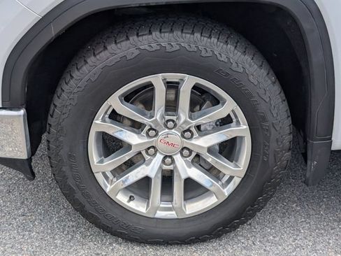 Used 2022 GMC Sierra 1500 SLT AWD/4WD image 14