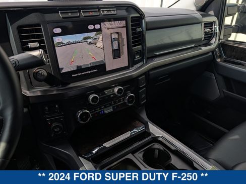 Certified 2024 Ford F250 Lariat w/ FX4 Off-Road Package AWD/4WD image 32