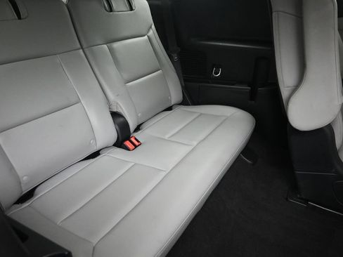 Used 2025 Ford Explorer Active w/ Active Comfort Package AWD/4WD image 11