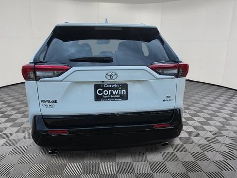 Used 2025 Toyota RAV4 SE AWD/4WD image 6