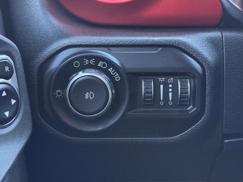 Used 2020 Jeep Wrangler Unlimited Rubicon w/ Dual Top Group image 10