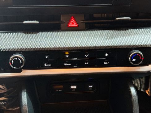 Used 2024 Kia Sportage LX image 53