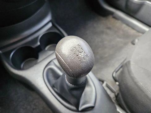 Used 2014 Nissan Versa S image 18