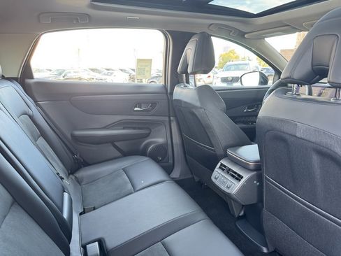 Used 2023 Nissan Ariya FWD image 43