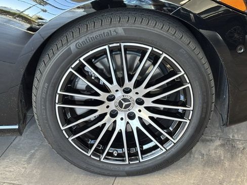 Used 2025 Mercedes-Benz C 300 Sedan image 33