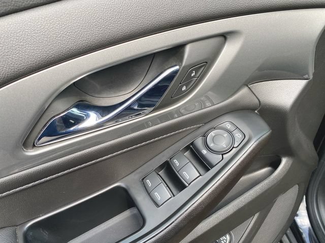 Used 2023 Chevrolet Traverse LT FWD image 22