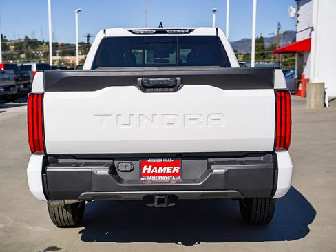 New 2026 Toyota Tundra SR image 10