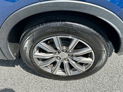 Used 2019 Cadillac XT4 Sport image 19