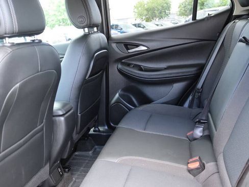 Used 2021 Buick Encore GX Select w/ Sport Touring Package FWD image 17