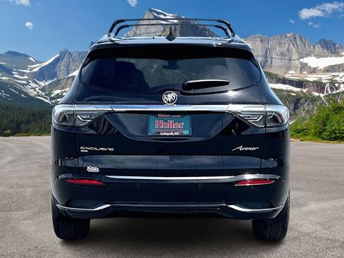 Used 2022 Buick Enclave Avenir w/ Avenir Technology Package AWD/4WD image 4