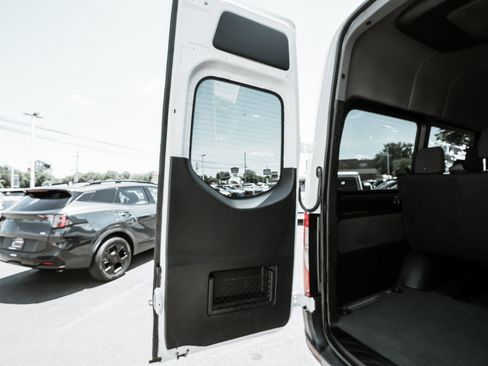 Used 2026 Mercedes-Benz Sprinter 2500 image 46