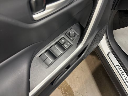 New 2025 Toyota RAV4 XLE image 25