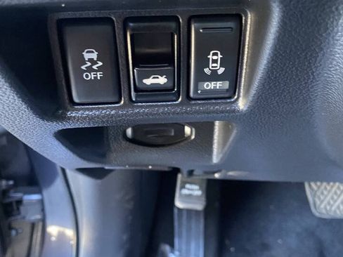 Used 2011 INFINITI G37 Journey w/ Premium Pkg RWD image 19