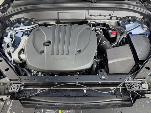 New 2026 Volvo XC60 B5 Plus w/ Protection Package Premier image 30