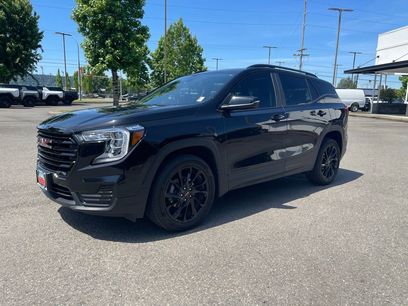 Used 2024 GMC Terrain SLE w/ Driver Convenience Package