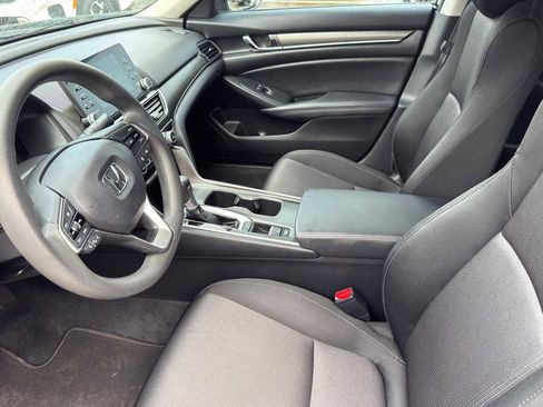 Used 2020 Honda Accord LX image 8