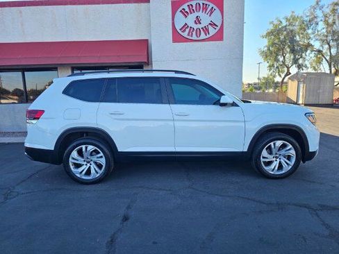 Used 2021 Volkswagen Atlas SE image 3