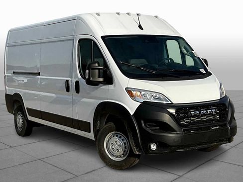New 2026 RAM ProMaster 2500 w/ Convenience Group FWD image 3