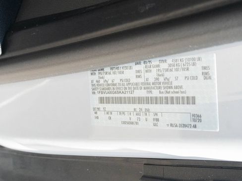Used 2025 Ford Transit 350 XL RWD image 29