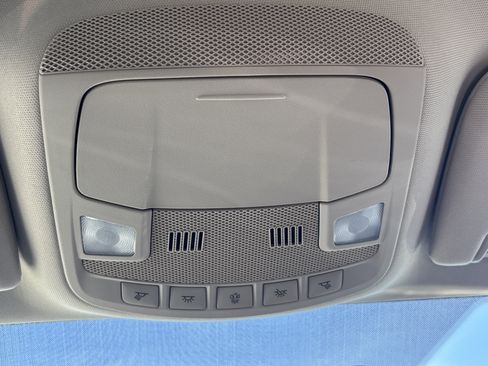 Used 2017 Ford Fusion SE image 22