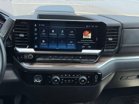 Used 2024 Chevrolet Silverado 1500 LT AWD/4WD image 15