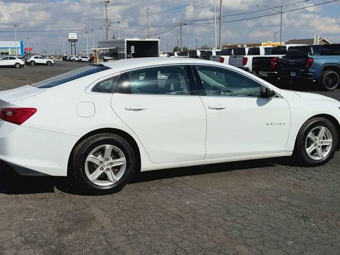 Certified 2020 Chevrolet Malibu LS w/ Driver Confidence Package II FWD image 9