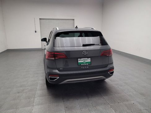 Used 2023 Volkswagen Taos SE w/ Black Wheel Package FWD image 6