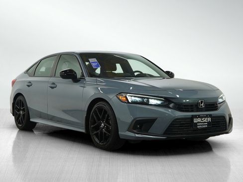 Used 2023 Honda Civic Sport image 7