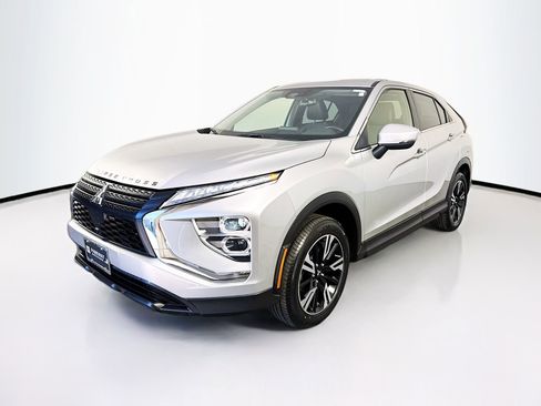 Used 2024 Mitsubishi Eclipse Cross SE AWD/4WD image 3