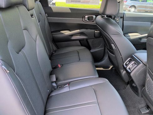 New 2026 Kia Sorento S FWD image 8