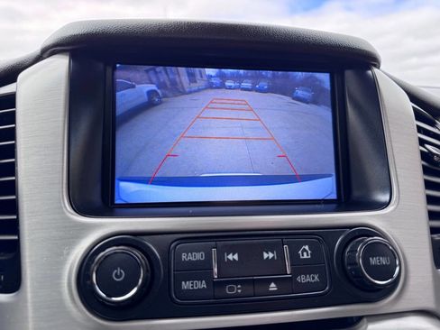 Used 2016 GMC Yukon XL SLT w/ Open Road Package image 26