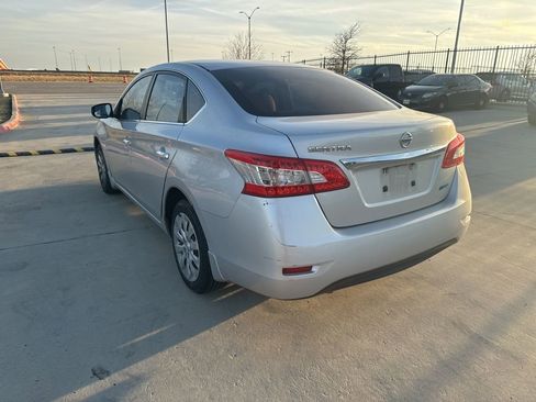 Used 2013 Nissan Sentra S image 4