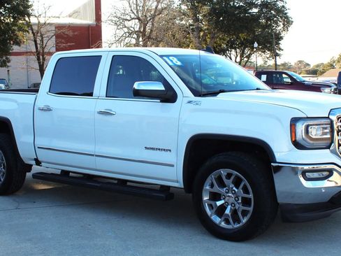 Used 2018 GMC Sierra 1500 SLT image 7
