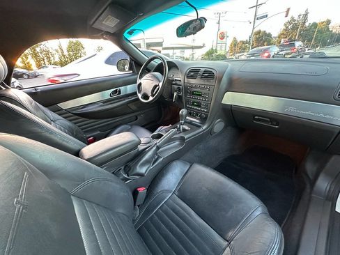 Used 2002 Ford Thunderbird Deluxe image 11
