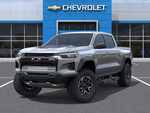 New 2026 Chevrolet Colorado ZR2 w/ Technology Package AWD/4WD image 6
