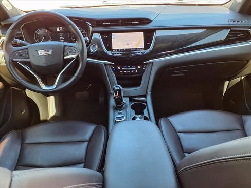 Certified 2023 Cadillac XT6 Premium Luxury image 15