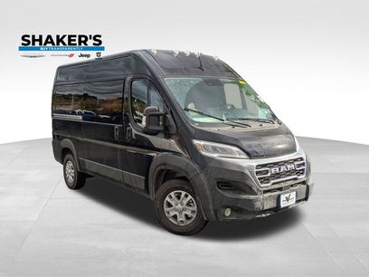 New 2025 RAM ProMaster 2500 w/ Quick Order Package 22G SLT