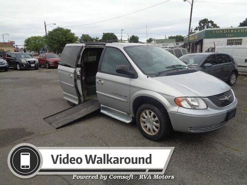 Used 2003 Chrysler Town & Country LX image 1