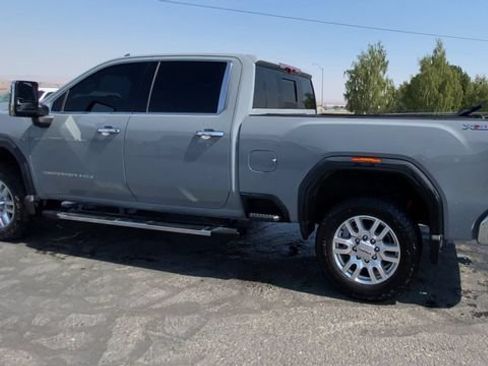 Used 2024 GMC Sierra 2500 SLT w/ SLT Premium Package AWD/4WD image 6