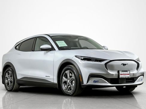 Used 2021 Ford Mustang Mach-E Select image 7
