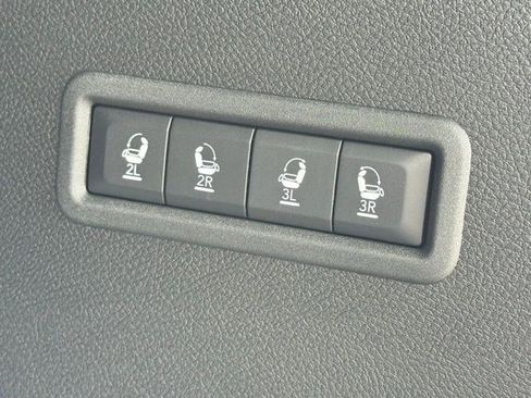 New 2026 Jeep Grand Wagoneer Limited AWD/4WD image 38