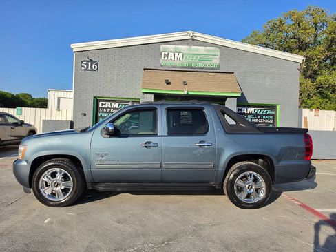 Used 2012 Chevrolet Avalanche LT w/ Texas Edition RWD image 20