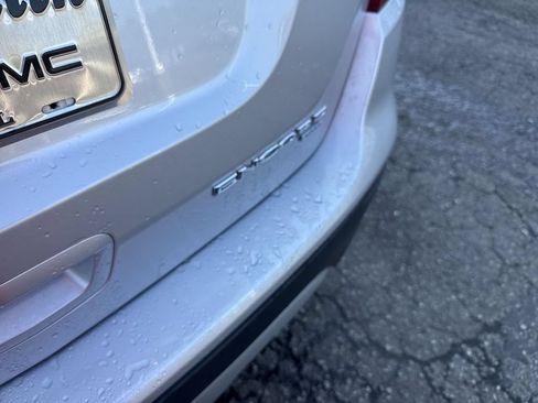 Certified 2022 Buick Encore Preferred AWD/4WD image 39