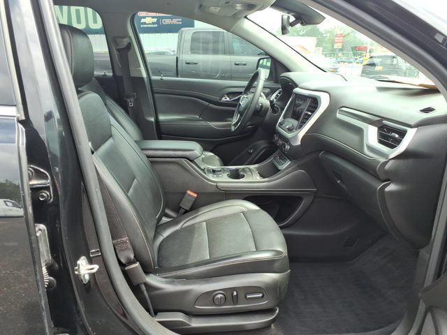 Used 2021 GMC Acadia SLT w/ Technology Package FWD image 18